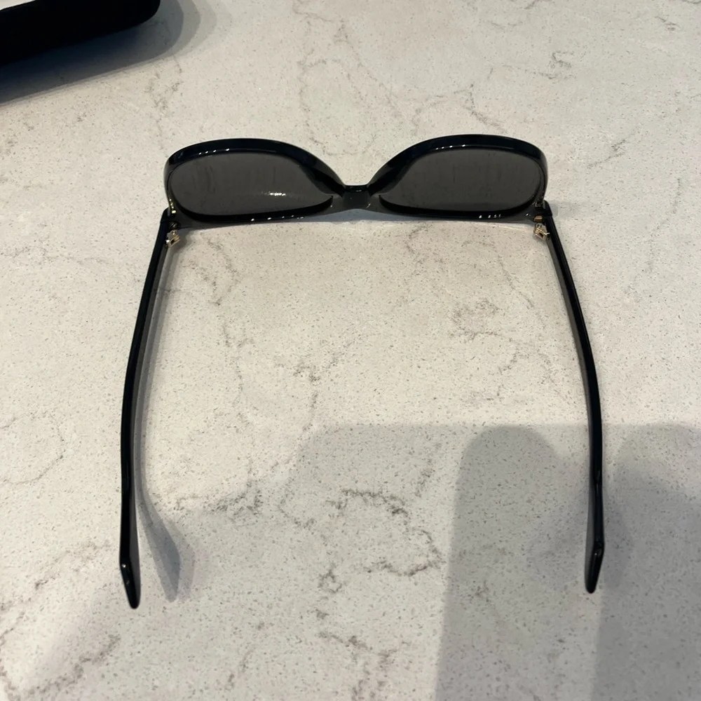 Gucci Eyewear Round Frame Sunglasses Black - Picture 11 of 11
